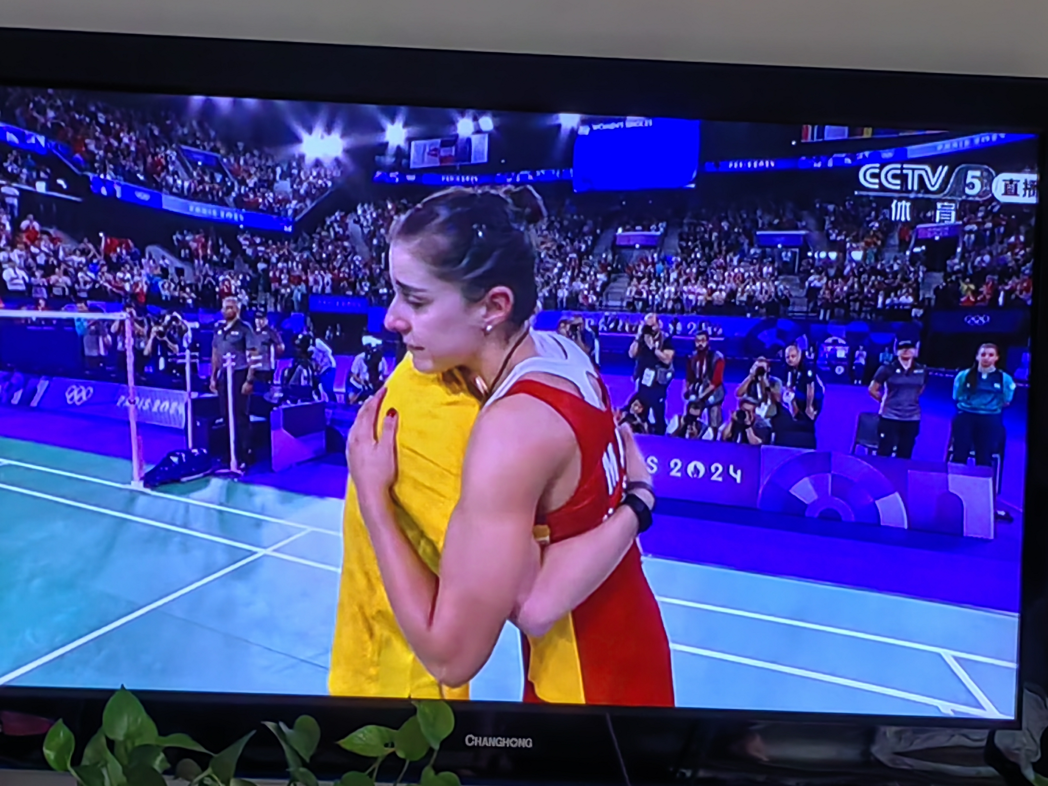 连胜终结！西班牙队羽毛球赛事中意外夺冠