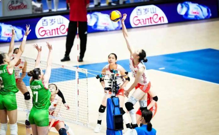 德布劳内在公牛比赛中出色发挥，大比分获胜引发热议！的简单介绍