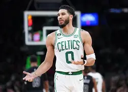 纽约尼克斯八强战鏖战纽约尼克斯，浓眉砍下30记关键球，全场沸腾的简单介绍